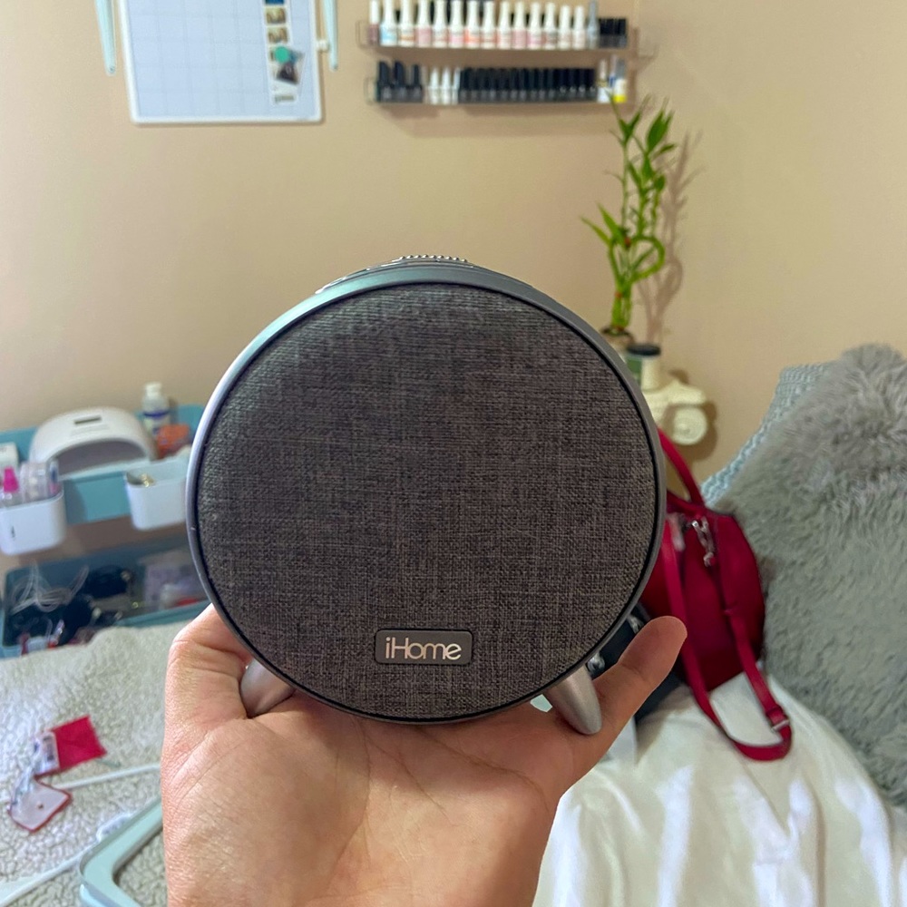 ihome Bluetooth speaker and alarm Clock